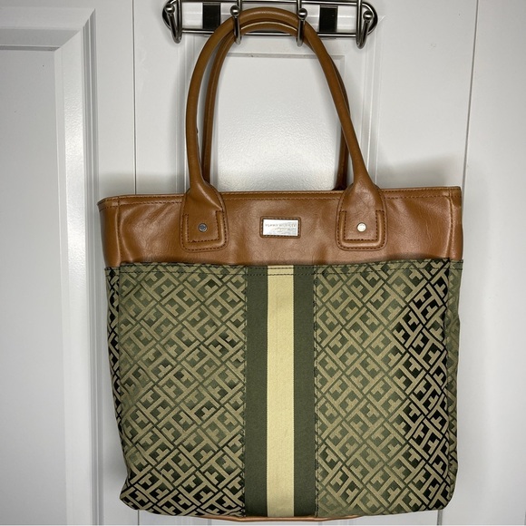 Tommy Hilfiger Olive Moss Green Signature Tote Shoulder Bag Purse Satchel Runway - Picture 1 of 14